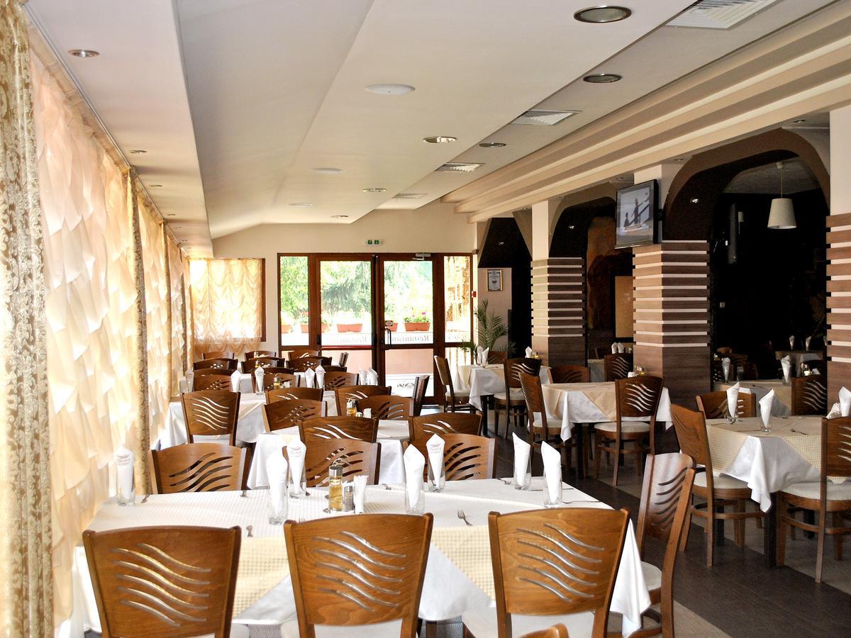 Spa Hotel Ivelia Dubnitsa Extérieur photo
